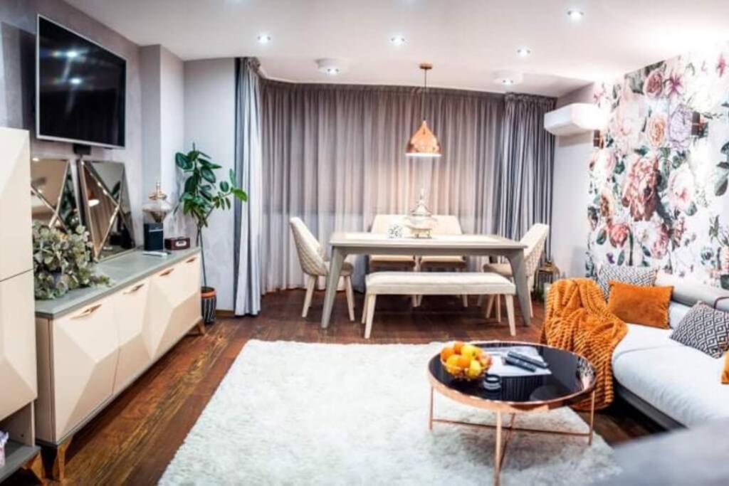 A&K Cozy Art Studio 1 Warna Exterior foto